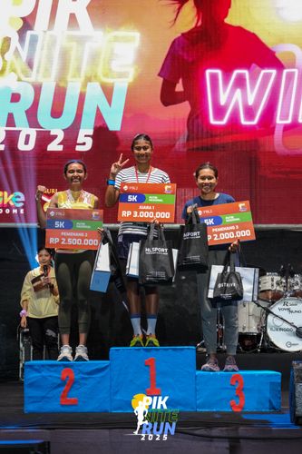 Race photo from PIK NITE RUN 2025