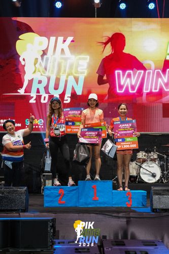 Race photo from PIK NITE RUN 2025