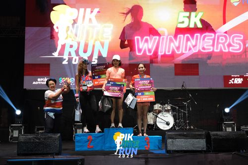 Race photo from PIK NITE RUN 2025