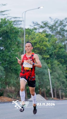 Race photo from Arutmin Borneo Run 2024