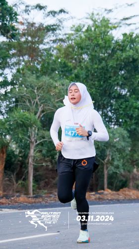 Race photo from Arutmin Borneo Run 2024