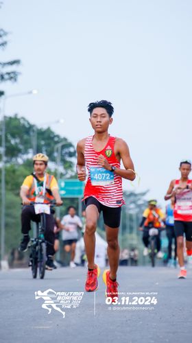 Race photo from Arutmin Borneo Run 2024