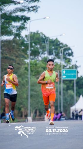 Race photo from Arutmin Borneo Run 2024