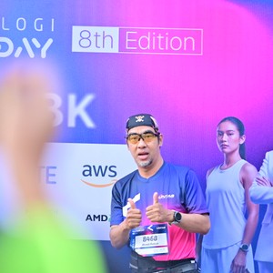 Race photo from LINTAS TEKNOLOGI SOLUTIONS DAY