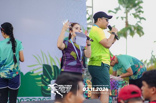 Race photo from Arutmin Borneo Run 2024