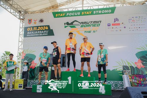 Race photo from Arutmin Borneo Run 2024