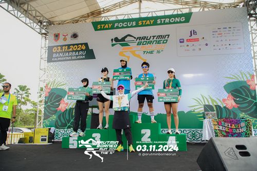 Race photo from Arutmin Borneo Run 2024
