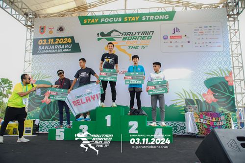 Race photo from Arutmin Borneo Run 2024