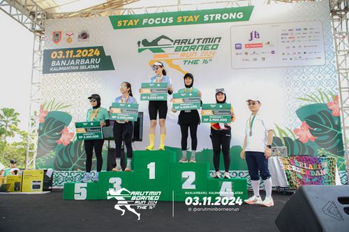 Race photo from Arutmin Borneo Run 2024