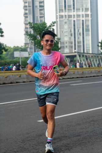 Race photo from Nu Skin RUN 10K Vibes 2024