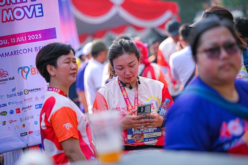 Race photo from NOTARACE 2025
