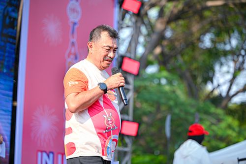 Race photo from NOTARACE 2025