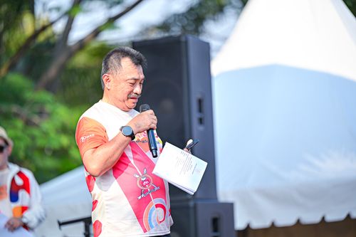 Race photo from NOTARACE 2025