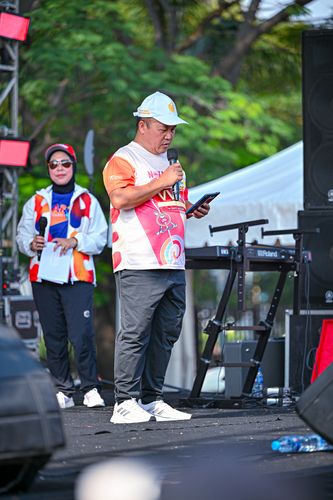 Race photo from NOTARACE 2025