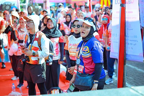 Race photo from NOTARACE 2025