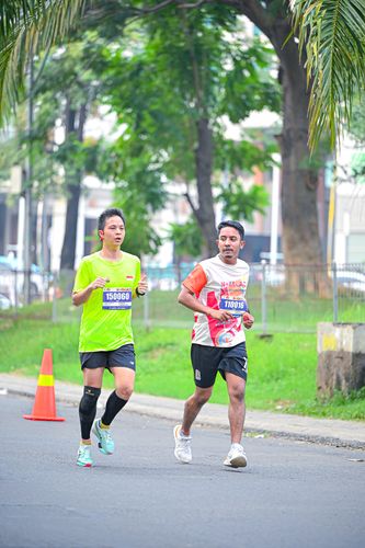 Race photo from NOTARACE 2025
