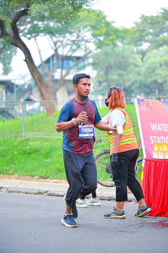 Race photo from NOTARACE 2025