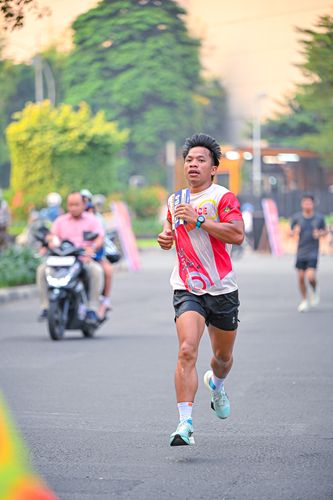 Race photo from NOTARACE 2025