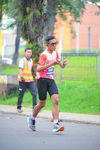 Race photo from NOTARACE 2025