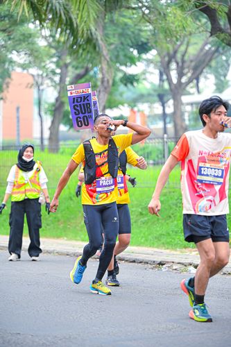 Race photo from NOTARACE 2025