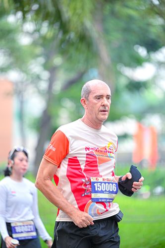 Race photo from NOTARACE 2025