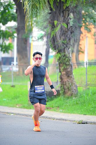Race photo from NOTARACE 2025