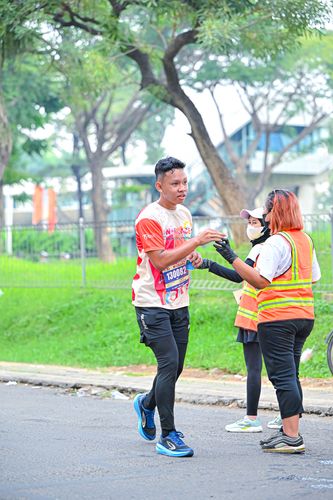 Race photo from NOTARACE 2025