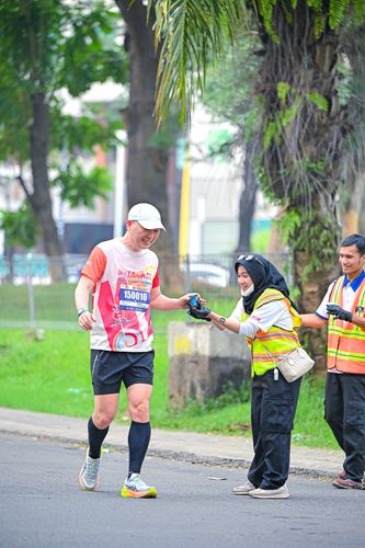 Race photo from NOTARACE 2025