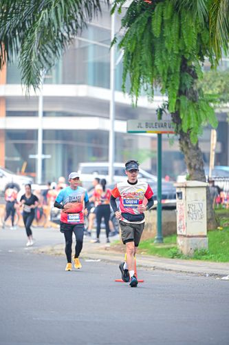 Race photo from NOTARACE 2025
