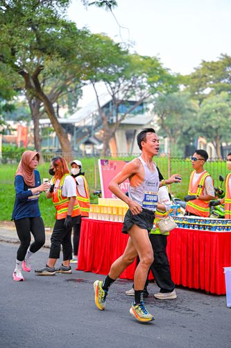 Race photo from NOTARACE 2025