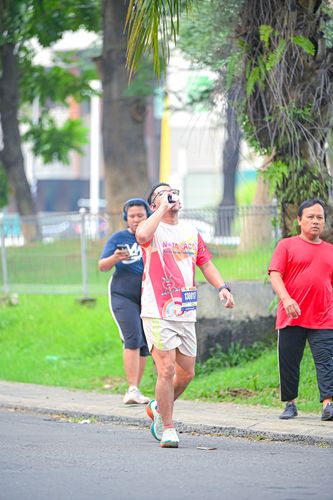 Race photo from NOTARACE 2025