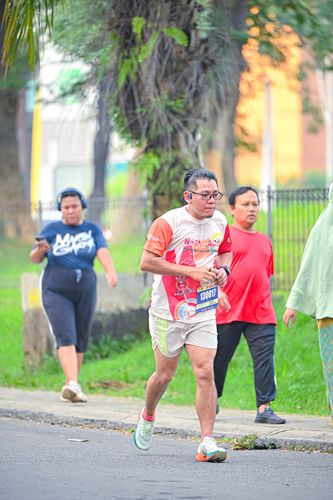 Race photo from NOTARACE 2025