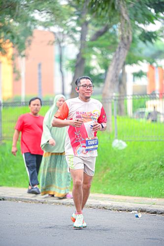 Race photo from NOTARACE 2025