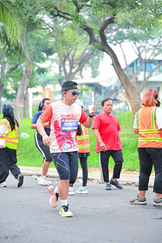 Race photo from NOTARACE 2025