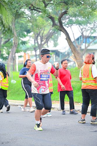 Race photo from NOTARACE 2025