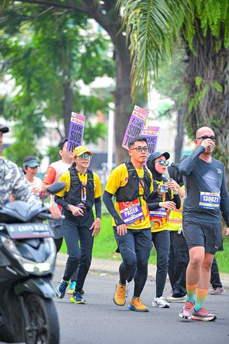 Race photo from NOTARACE 2025