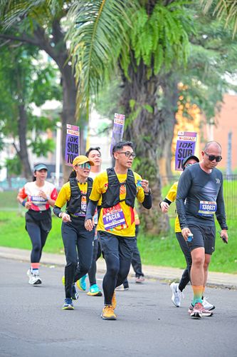 Race photo from NOTARACE 2025