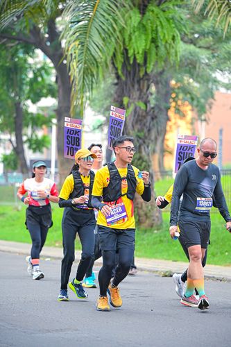 Race photo from NOTARACE 2025