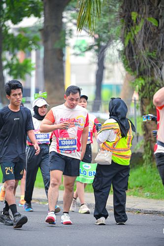 Race photo from NOTARACE 2025