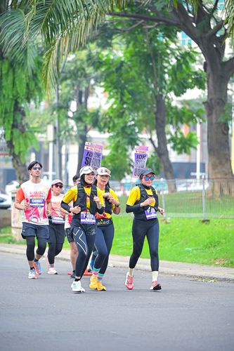 Race photo from NOTARACE 2025