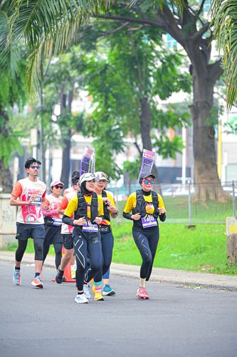 Race photo from NOTARACE 2025
