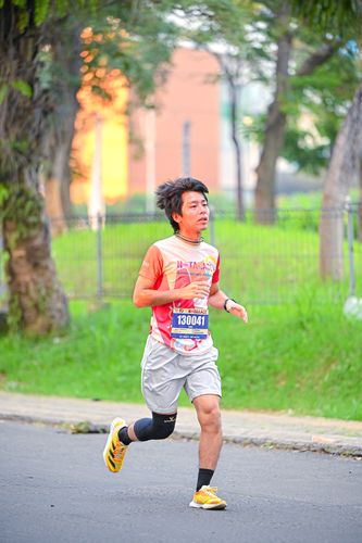 Race photo from NOTARACE 2025