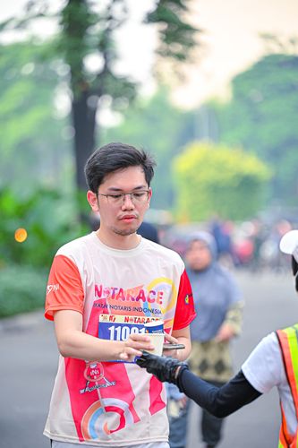Race photo from NOTARACE 2025