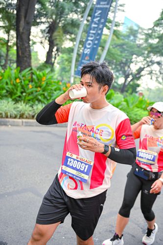 Race photo from NOTARACE 2025