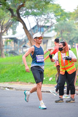 Race photo from NOTARACE 2025