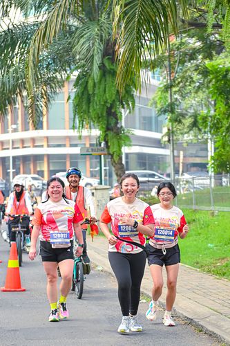 Race photo from NOTARACE 2025
