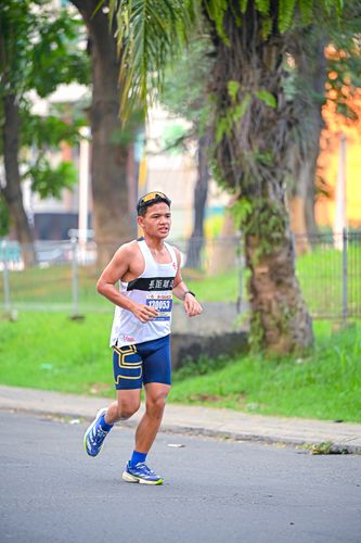 Race photo from NOTARACE 2025