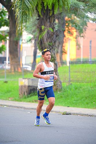 Race photo from NOTARACE 2025