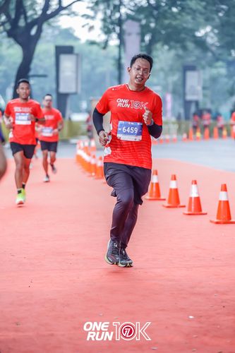 Race photo from ONE RUN 10K 2025