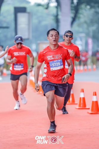 Race photo from ONE RUN 10K 2025